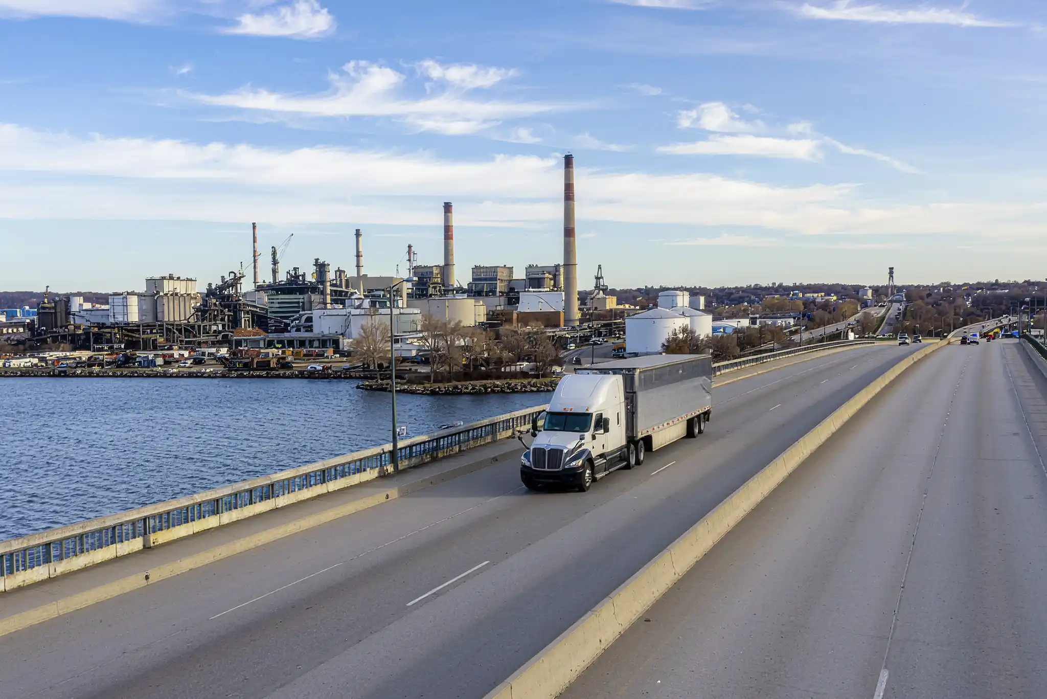 Mobile truck and trailer repair in Hamilton
