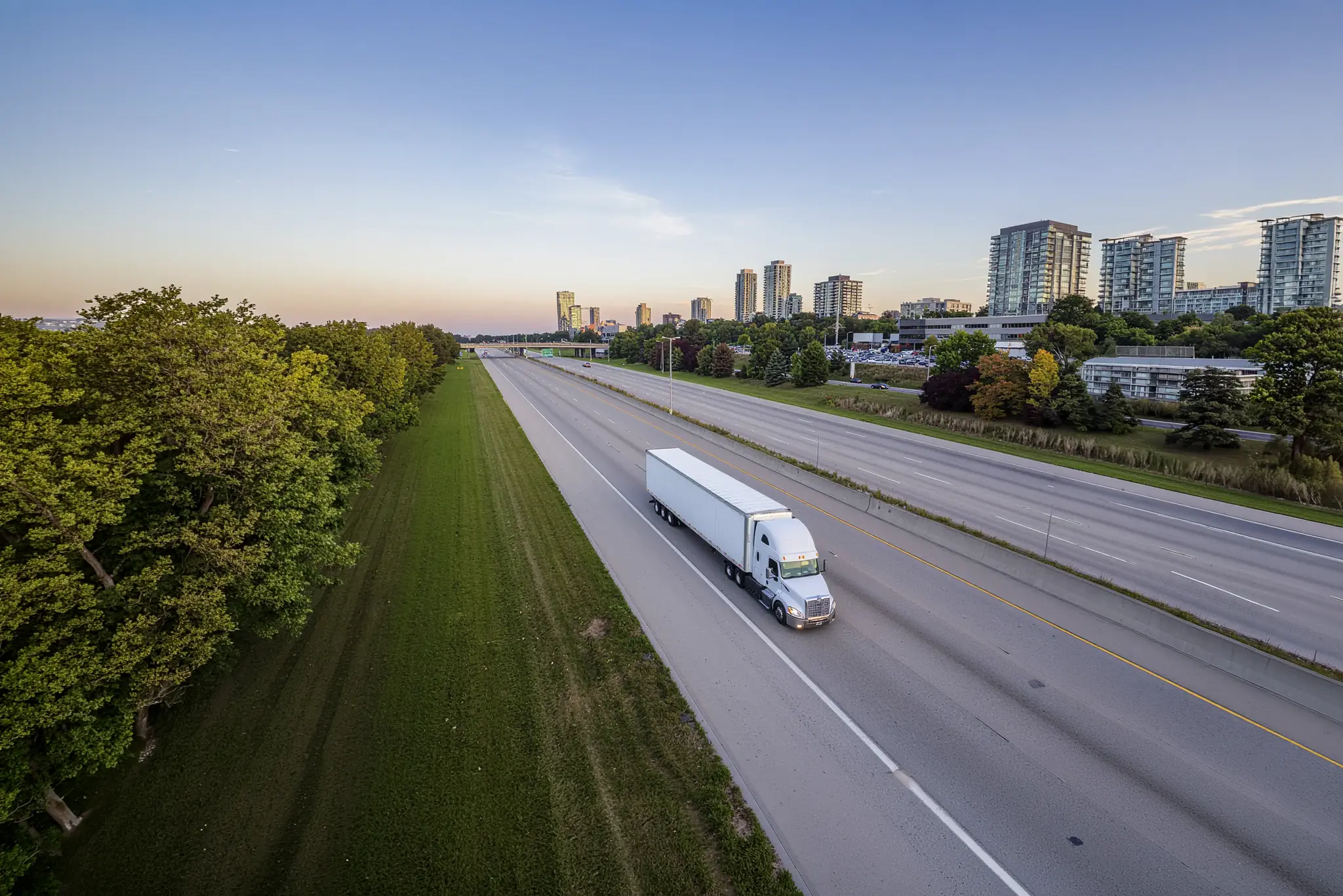Mobile truck and trailer repair Mississauga