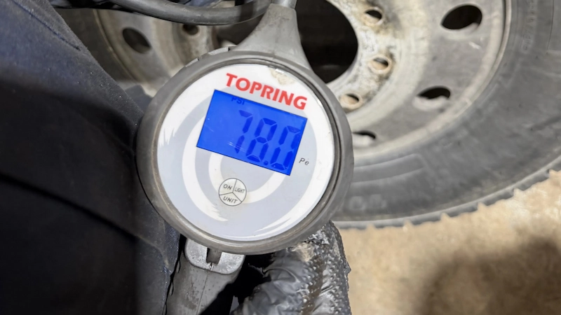 truck tire pressure check